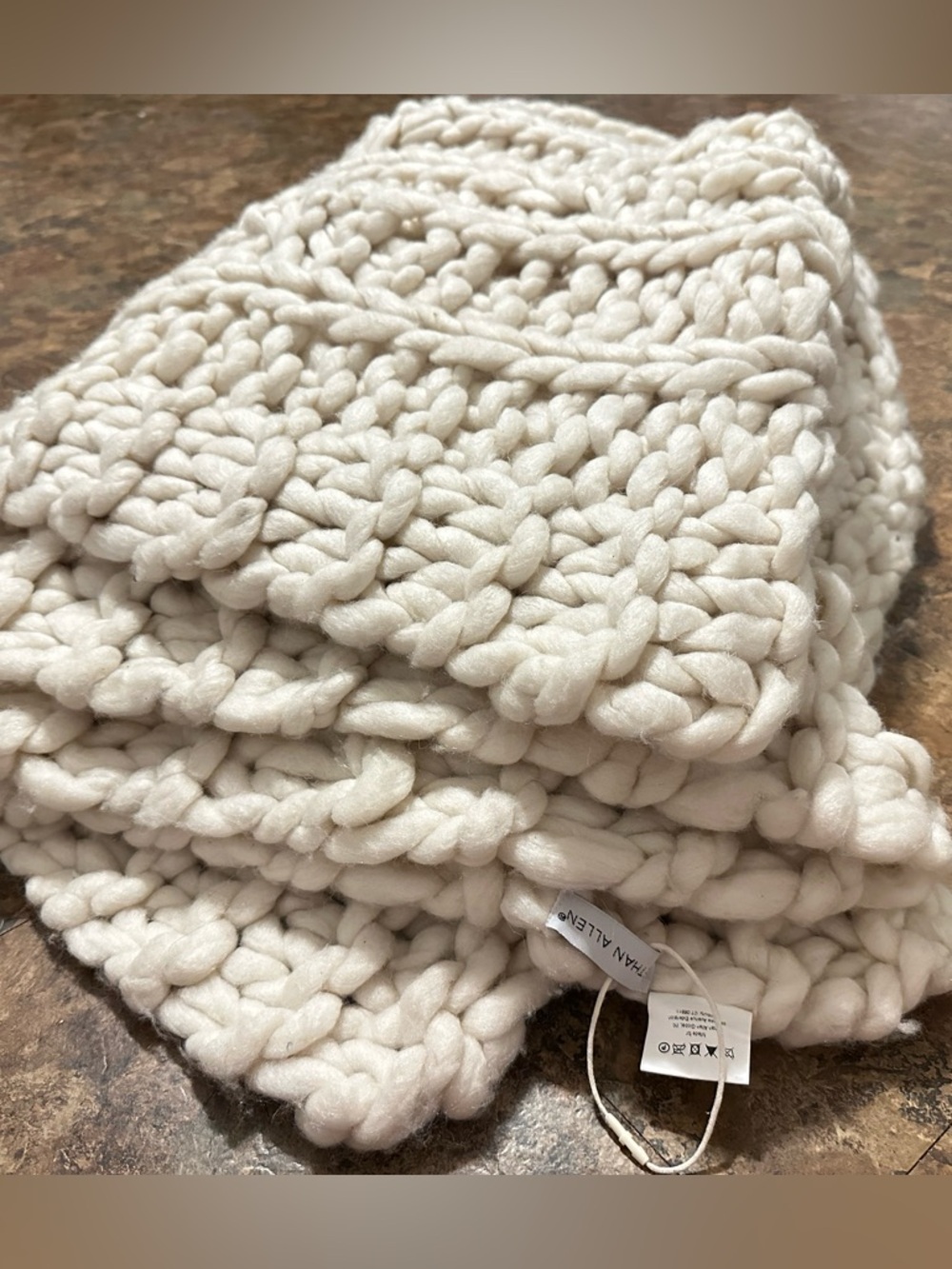 Ethan Allen Chunky Knit Throw Blanket in Ivory